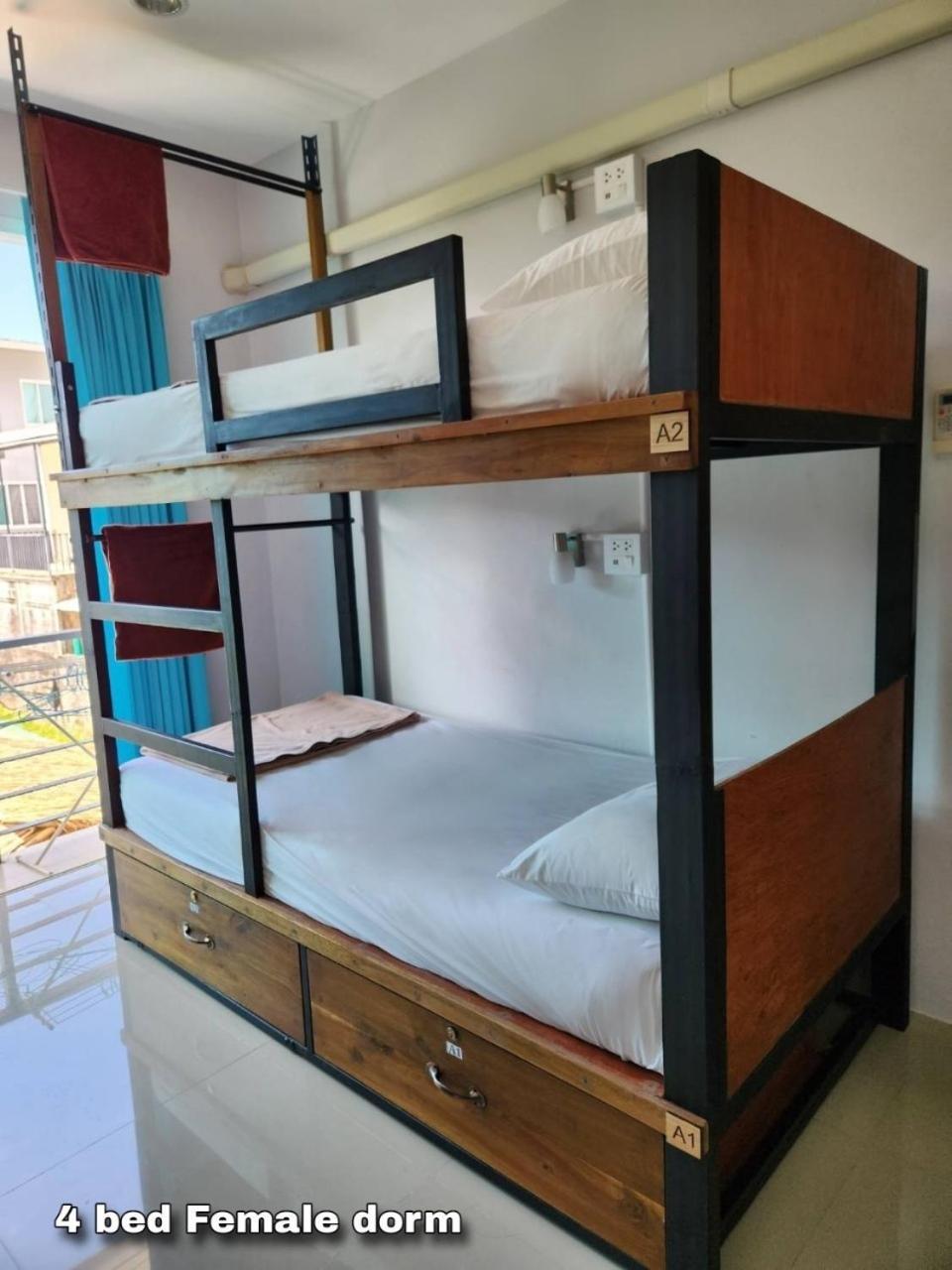 Theppahrak Hostel Khaolak Khao Lak Exteriér fotografie
